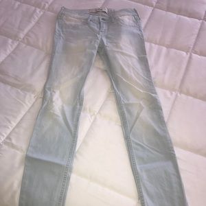 Hollister light wash skinny jeans